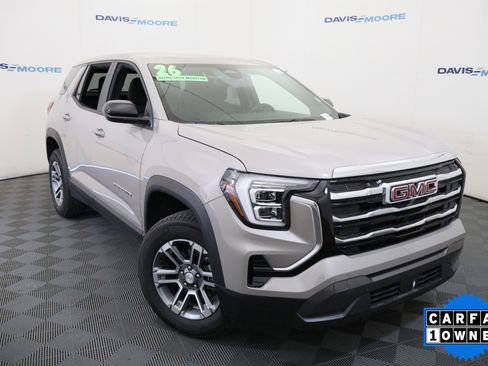 Used 2026 GMC Terrain Elevation FWD image 2