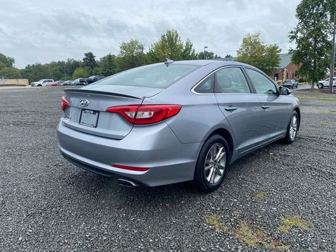 Used 2016 Hyundai Sonata SE image 4