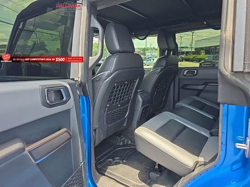 Used 2024 Ford Bronco Black Diamond AWD/4WD image 21