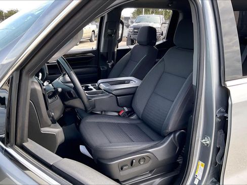 Used 2023 GMC Sierra 1500 SLE RWD image 8