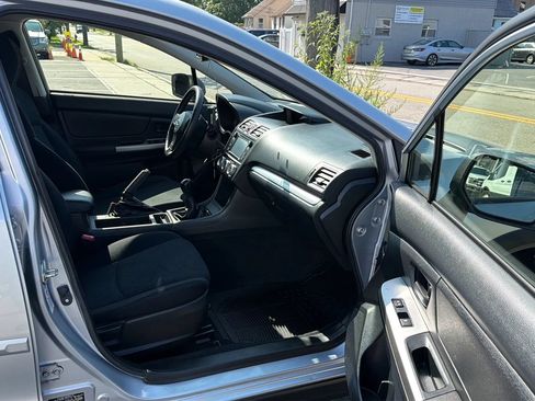 Used 2015 Subaru Crosstrek 2.0i AWD/4WD image 25