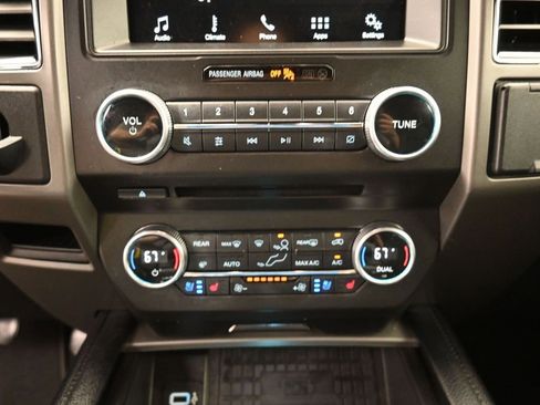 Used 2018 Ford Expedition XLT w/ Equipment Group 202A image 9