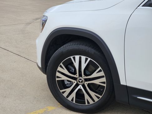 Certified 2026 Mercedes-Benz GLB 250 image 5