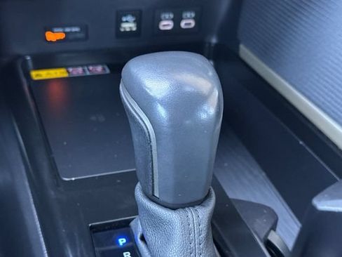 Used 2025 Toyota Camry SE FWD image 34