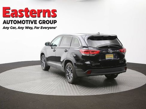 Used 2019 Toyota Highlander XLE AWD/4WD image 69