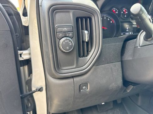 Used 2021 Chevrolet Silverado 1500 Custom RWD image 16