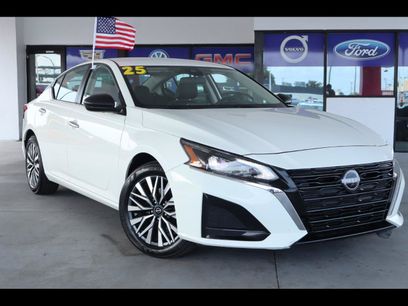 Used 2025 Nissan Altima 2.5 SV