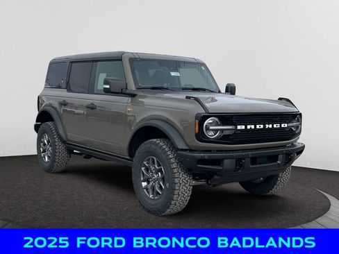 New 2025 Ford Bronco Badlands image 7