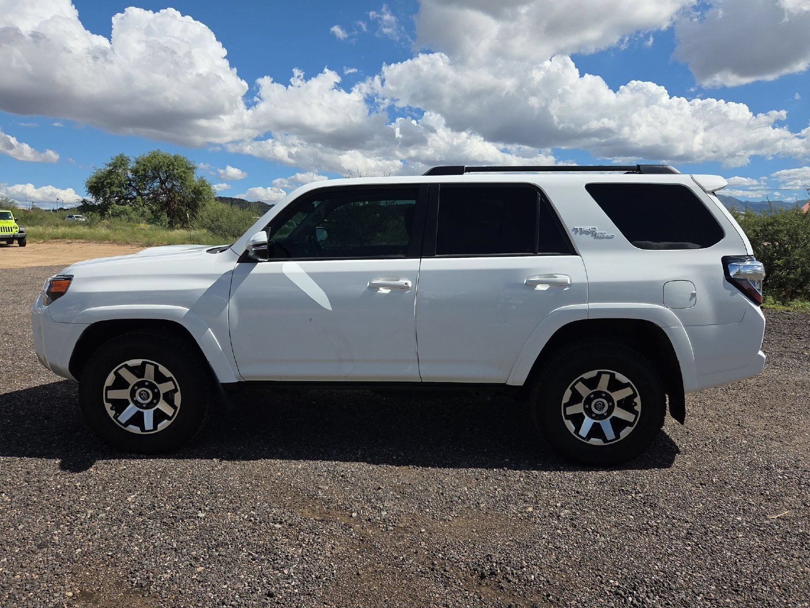 Used 2019 Toyota 4Runner TRD Off-Road Premium AWD/4WD image 9