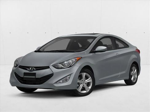 Used 2013 Hyundai Elantra image 1