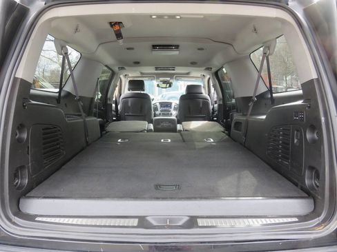 Used 2016 GMC Yukon XL SLT w/ Open Road Package image 29