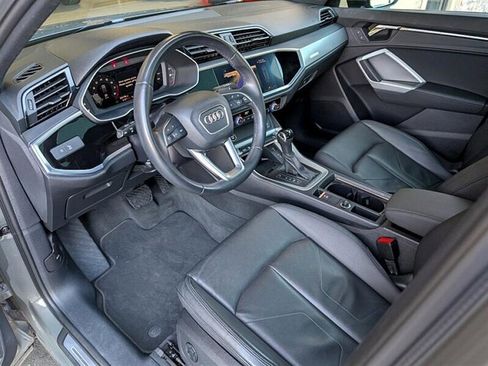 Used 2021 Audi Q3 2.0T Premium Plus w/ Premium Plus Package image 2