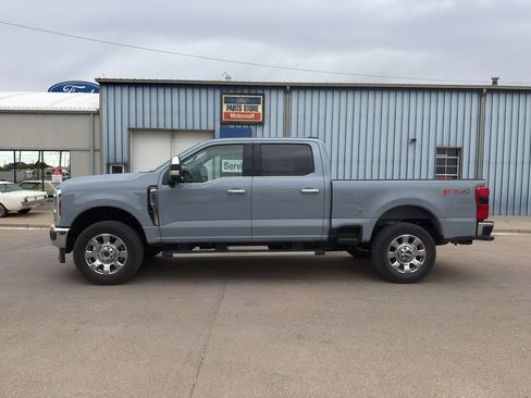 Used 2026 Ford F250 Lariat w/ Chrome Package AWD/4WD image 7