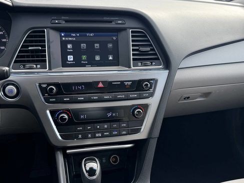 Used 2017 Hyundai Sonata SE image 21