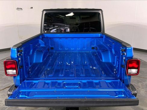 Used 2023 Jeep Gladiator Sport w/ Trailer Tow Package image 4