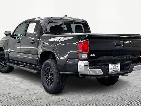 Used 2019 Toyota Tacoma SR5 image 13