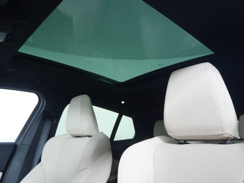 Used 2025 BMW X2 M35i image 11