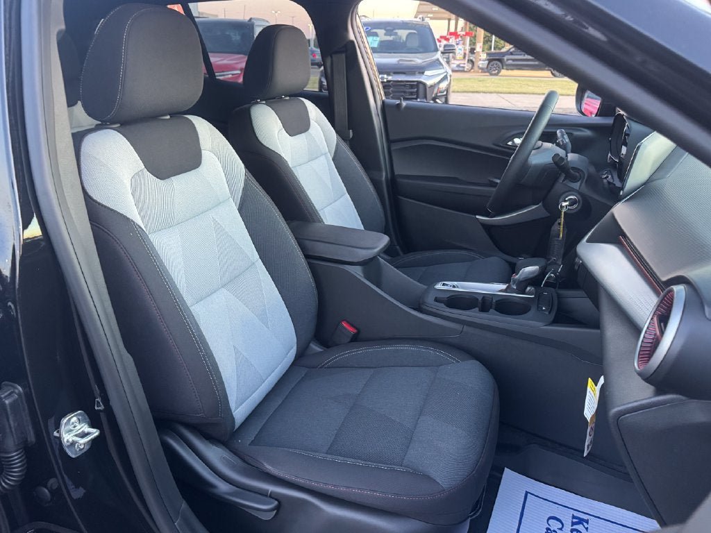 New 2026 Chevrolet Trax RS w/ Driver Confidence Package FWD image 13