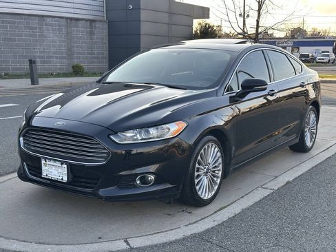 Used 2016 Ford Fusion Titanium FWD image 1