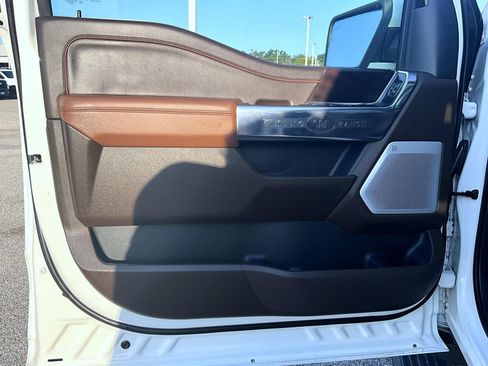 Used 2025 Ford F150 King Ranch AWD/4WD image 12