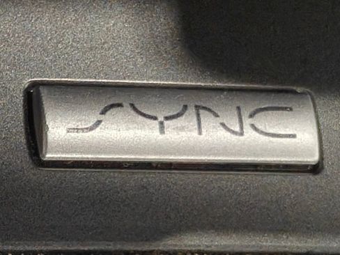 Used 2016 Ford F150 XLT w/ Equipment Group 302A Luxury image 14