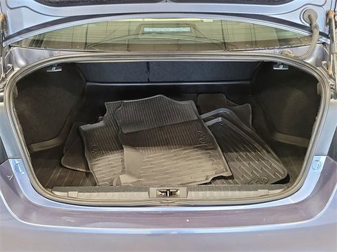 Used 2016 Subaru Legacy 2.5i Premium w/ Moonroof Package image 32
