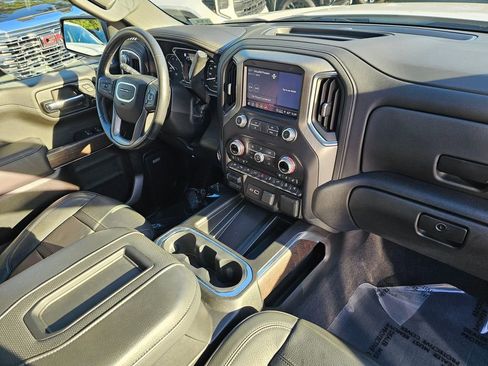Used 2022 GMC Sierra 1500 Denali w/ Denali Premium Package image 10