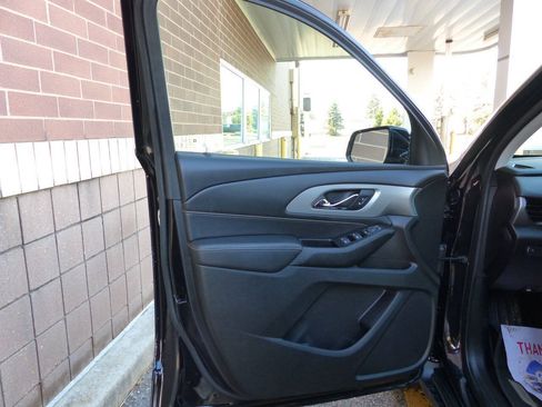 Used 2020 Chevrolet Traverse LS w/ LPO, Floor Liner Package AWD/4WD image 20