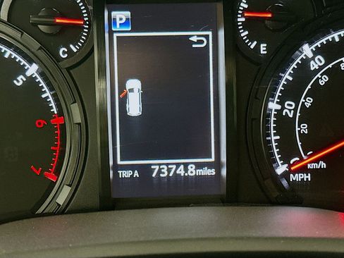 Used 2024 Toyota 4Runner SR5 image 19