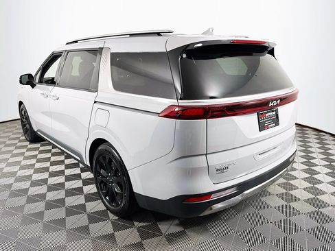 Used 2024 Kia Carnival SX Prestige FWD image 5