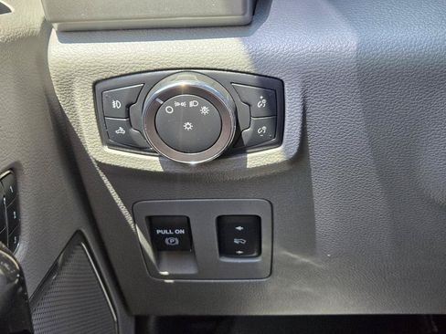 Used 2018 Ford F150 Lariat AWD/4WD image 21