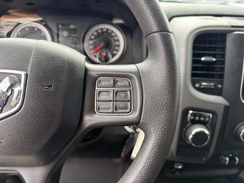 Used 2022 RAM 1500 Tradesman w/ Chrome Appearance Group RWD image 26