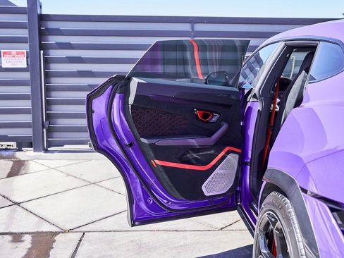 Used 2024 Lamborghini Urus Performante image 36