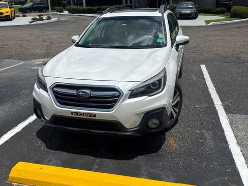 Used 2019 Subaru Outback 2.5i Limited AWD/4WD image 1