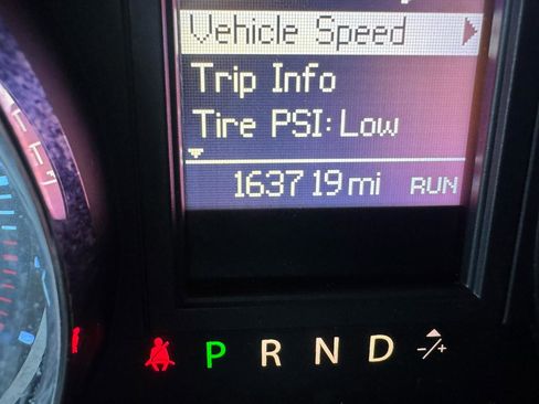 Used 2015 Chrysler Town & Country Touring w/ Driver Convenience Group FWD image 19