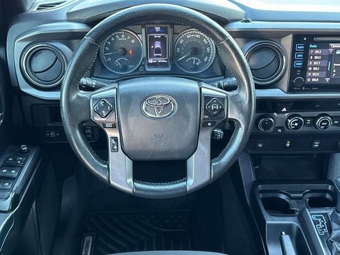 Used 2017 Toyota Tacoma TRD Pro image 28