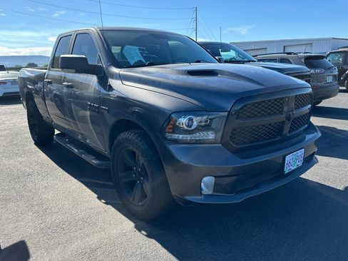 Used 2018 RAM 1500 Sport w/ Quick Order Package 27Q Night AWD/4WD image 2