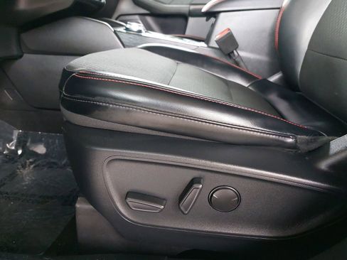 Used 2024 Ford Escape ST-Line image 30