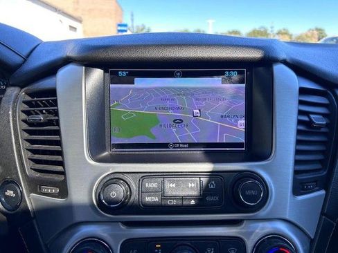 Used 2018 GMC Yukon XL SLT w/ Open Road Package image 19