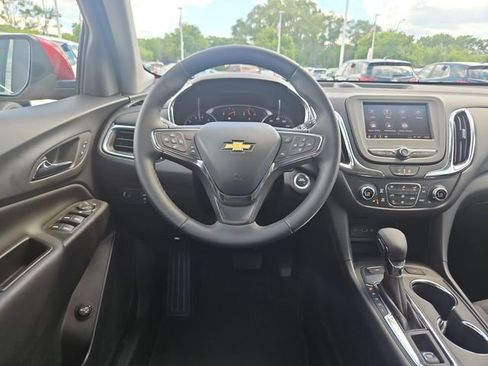 Certified 2024 Chevrolet Equinox LT AWD/4WD image 15