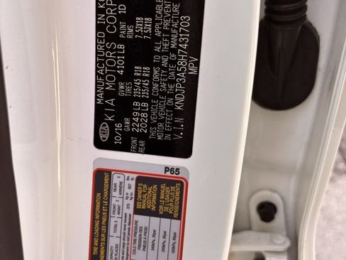 Used 2017 Kia Soul + image 34