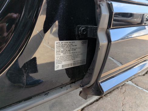 Used 2021 Audi SQ7 Prestige AWD/4WD image 34
