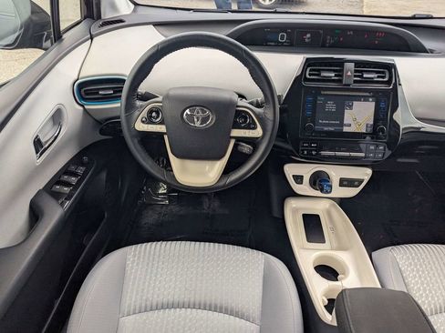 Used 2017 Toyota Prius Three w/ Advanced Technology Package FWD image 16