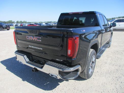New 2026 GMC Sierra 1500 SLT w/ SLT Premium Package AWD/4WD image 5