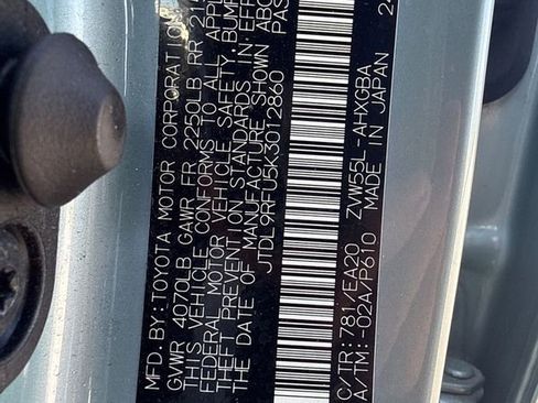 Used 2019 Toyota Prius XLE image 25