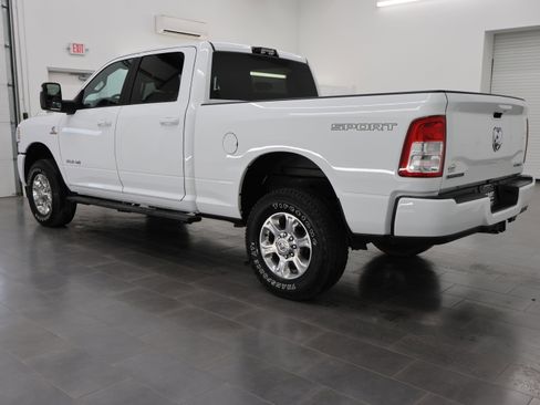 Used 2024 RAM 2500 Big Horn w/ Sport Appearance Package image 6