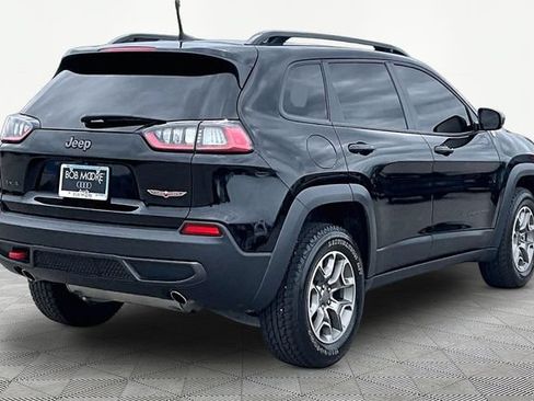 Used 2022 Jeep Cherokee Trailhawk AWD/4WD image 2