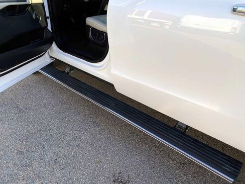 Used 2019 Ford Expedition Max Platinum image 12