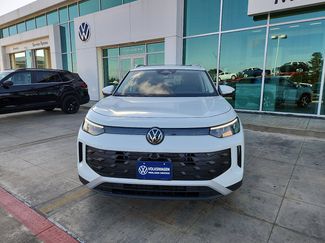 New 2026 Volkswagen Tiguan SE FWD video 2