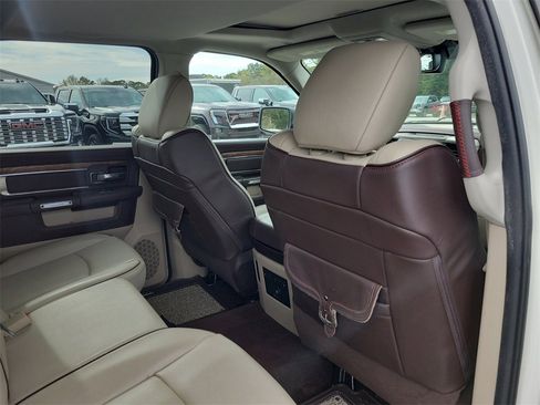 Used 2018 RAM 1500 Laramie Longhorn w/ Longhorn Southfork Package image 44